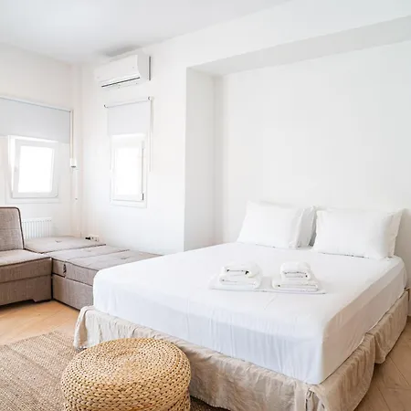 Feel Greek Hospitality #Θ021 *